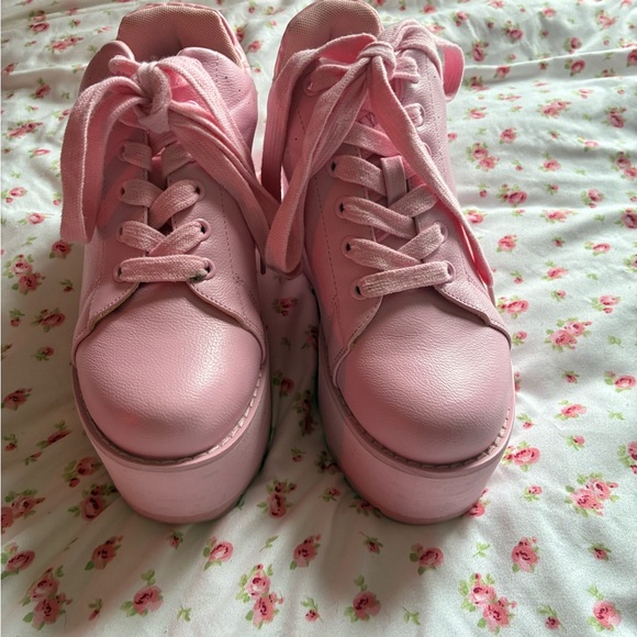 YRU pink LALA PLATFORM SNEAKERS - Picture 1 of 6